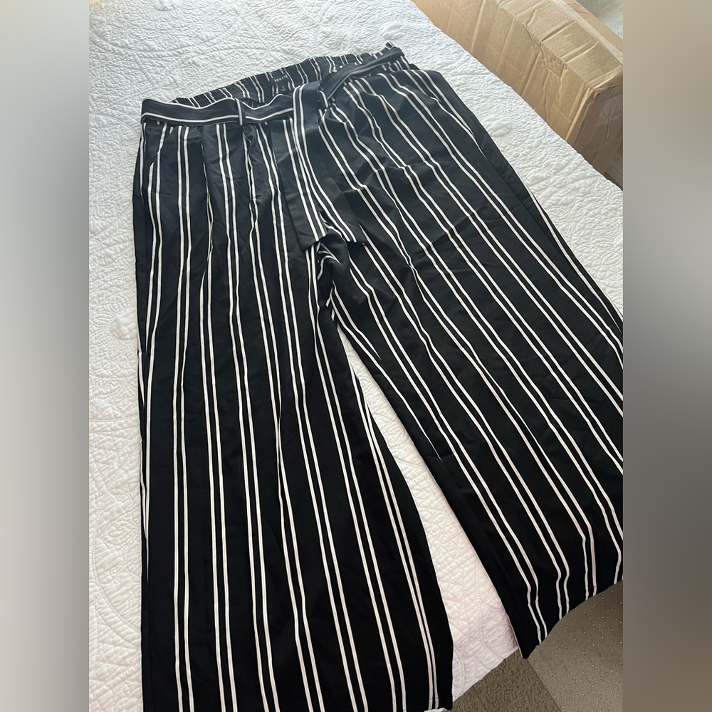 Wide-Leg, Striped High Waist Trousers